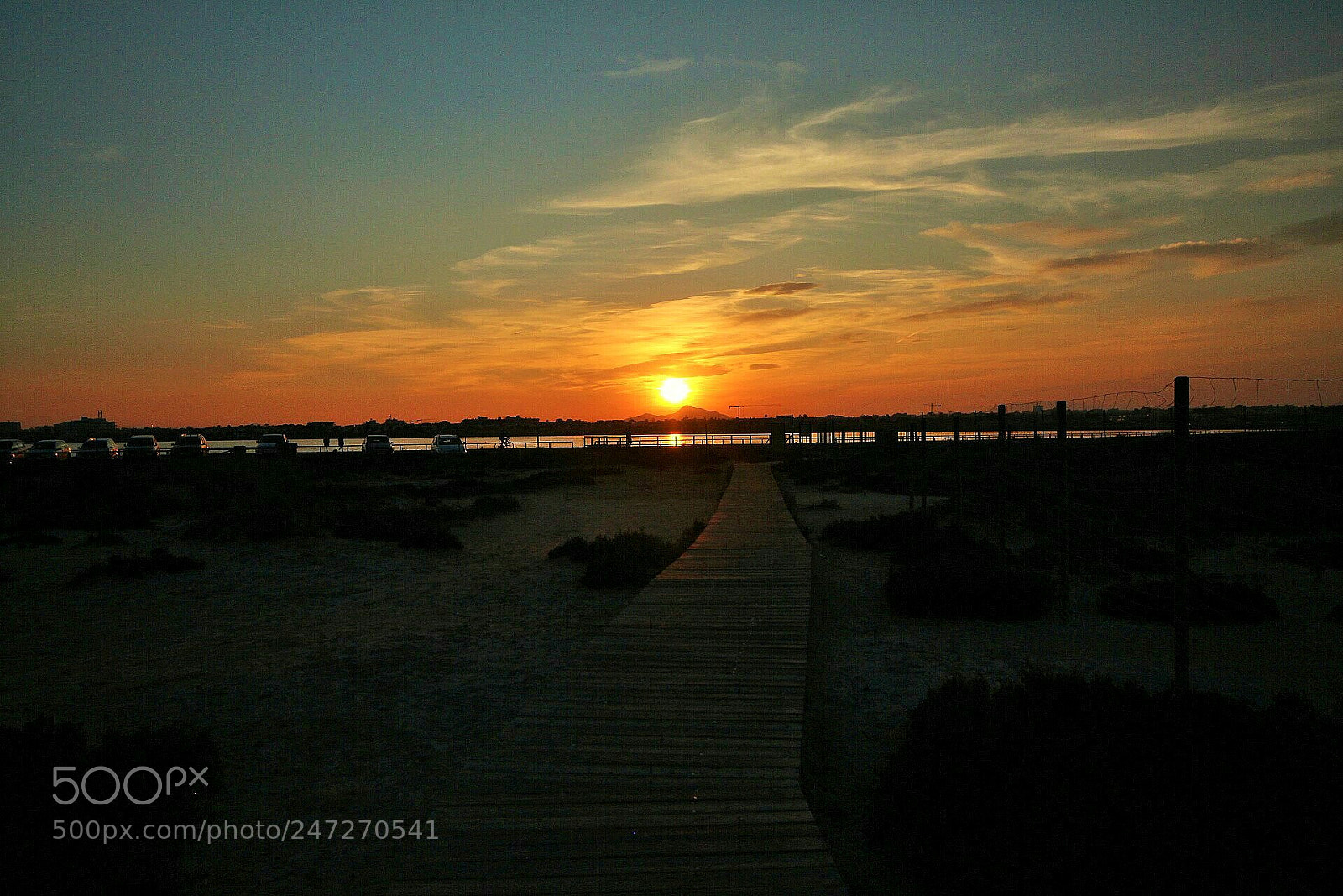 Canon EOS 700D (EOS Rebel T5i / EOS Kiss X7i) sample photo. El sol se esconde photography
