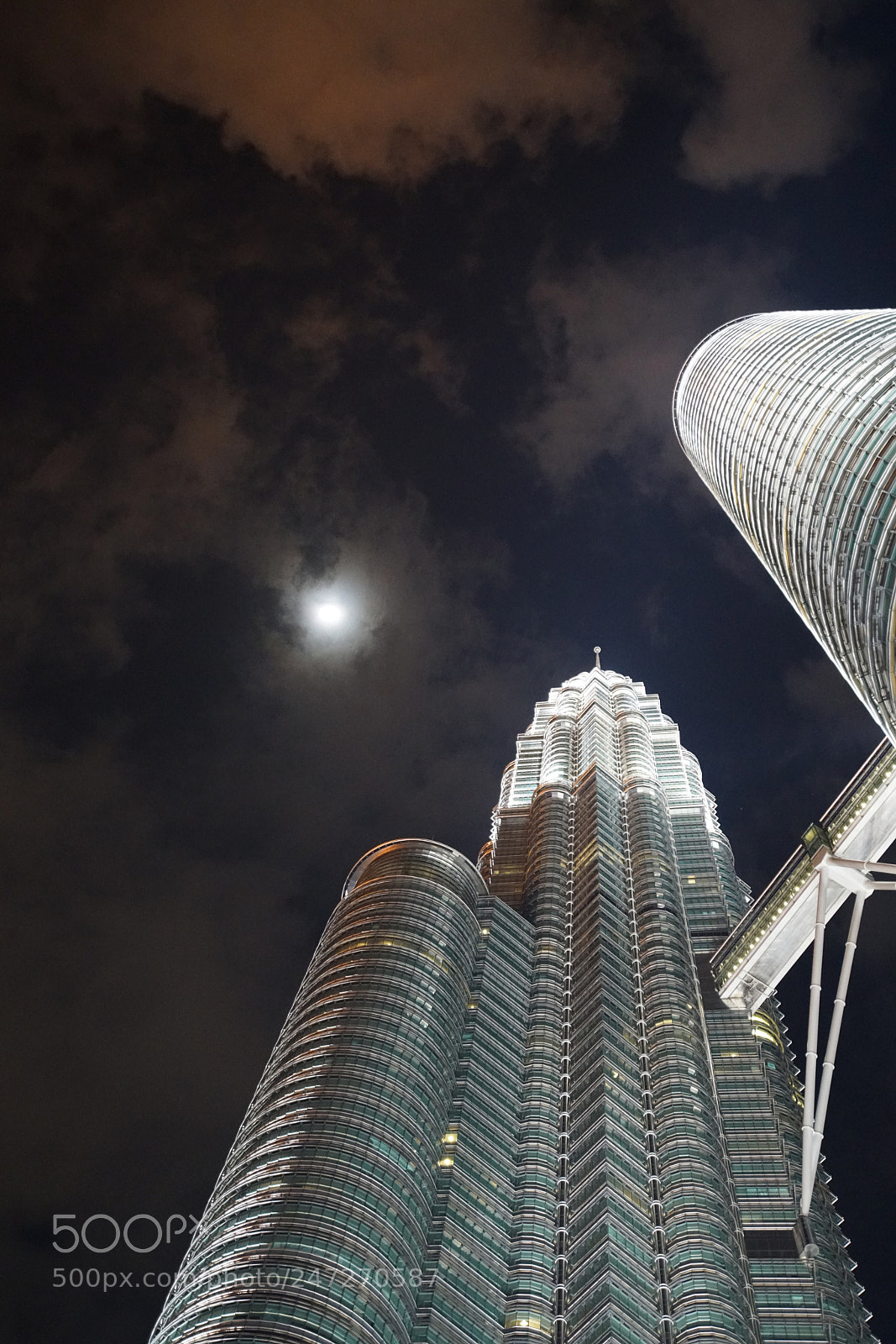 Sony a7R II sample photo. Petronas twin towers in photography