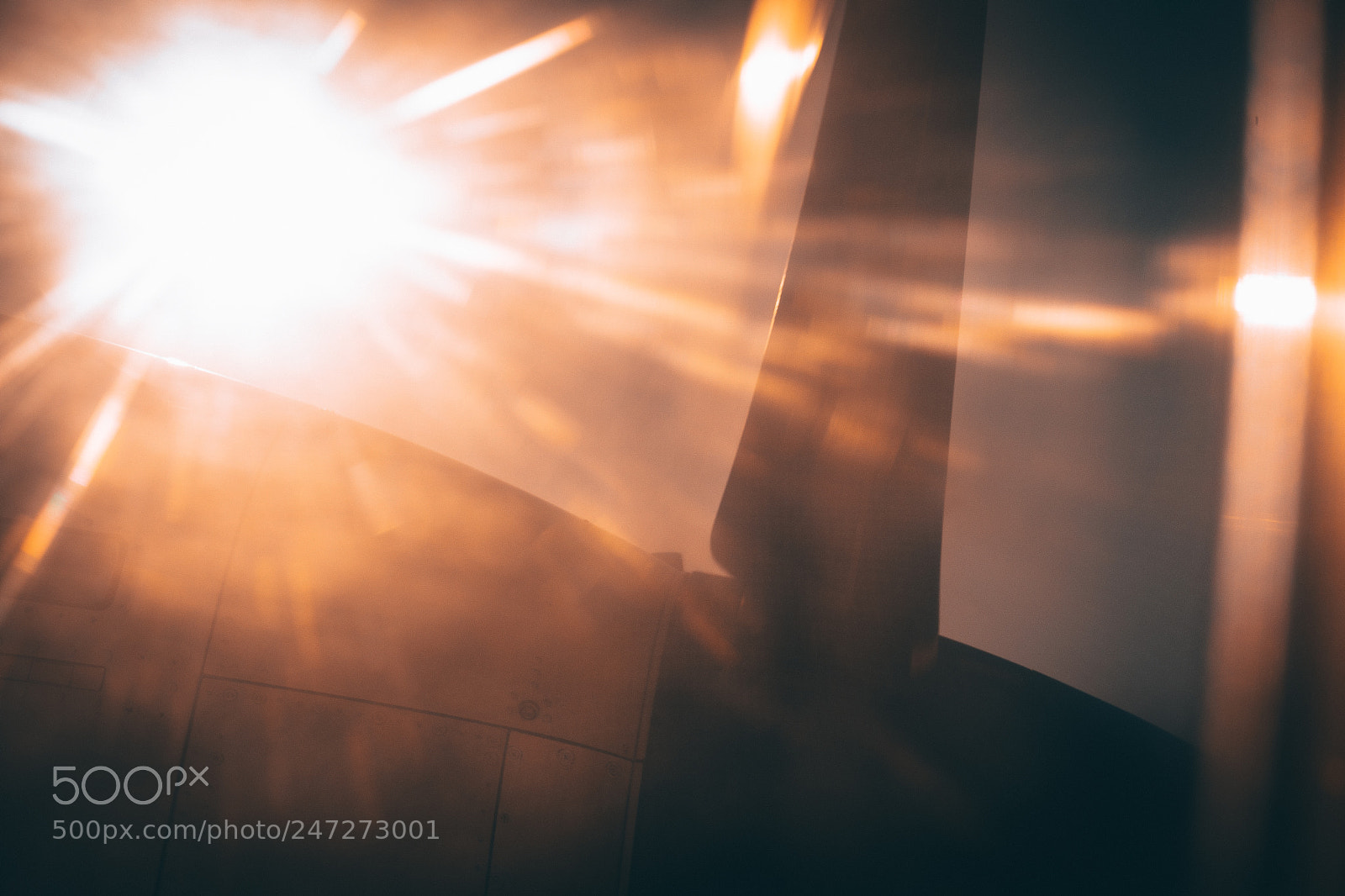 Sony a7 sample photo. Sunlight invading the airplane photography