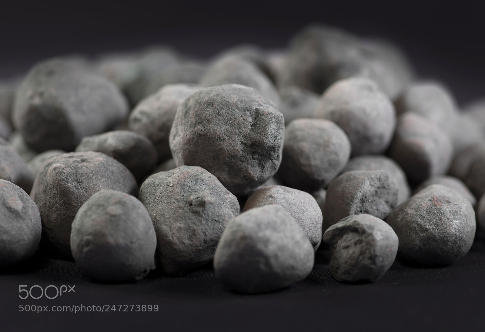 Nikon D810 sample photo. Iron ore granules photography