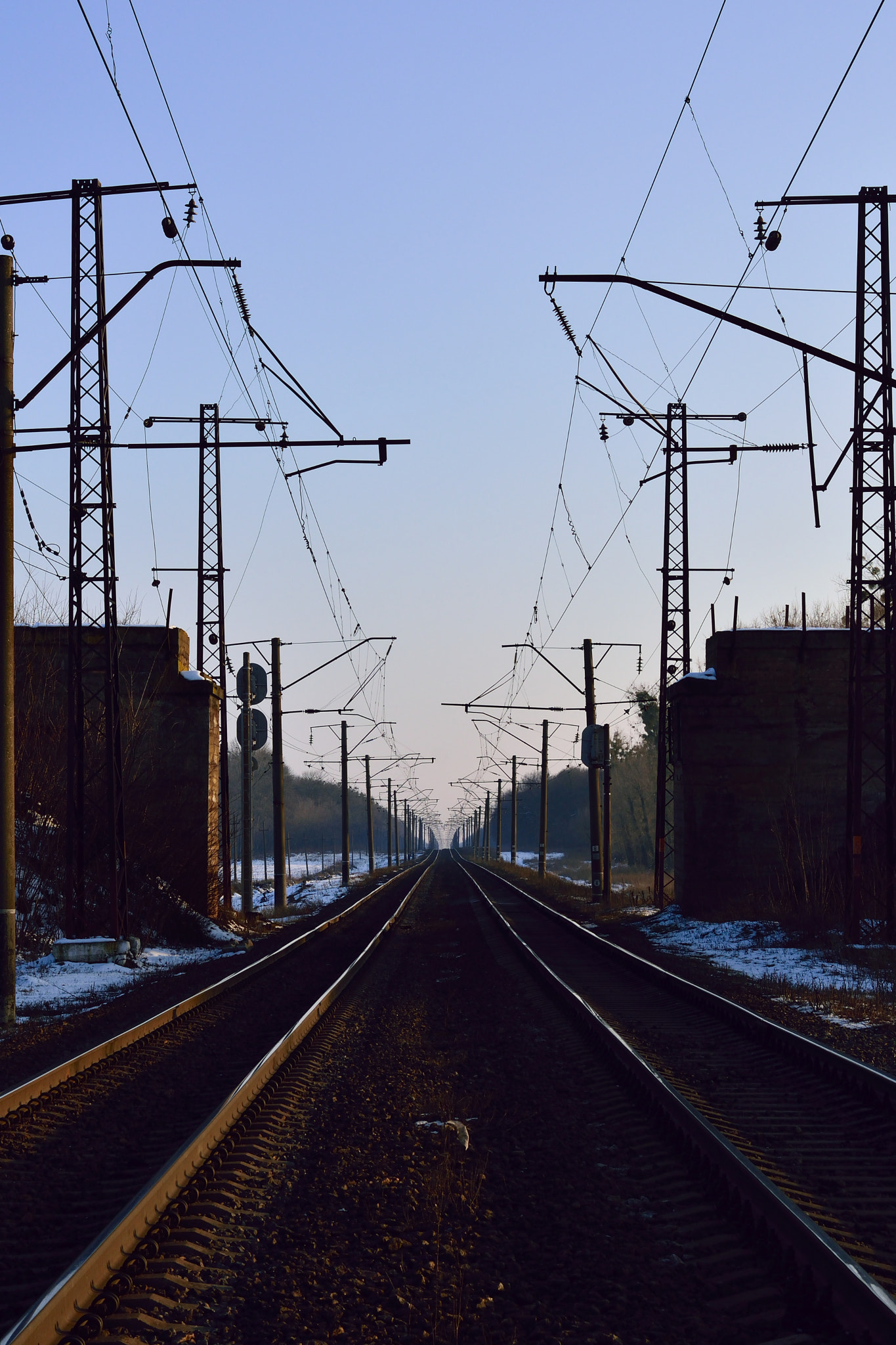 Nikon AF-S Nikkor 50mm F1.8G sample photo. Railway photography
