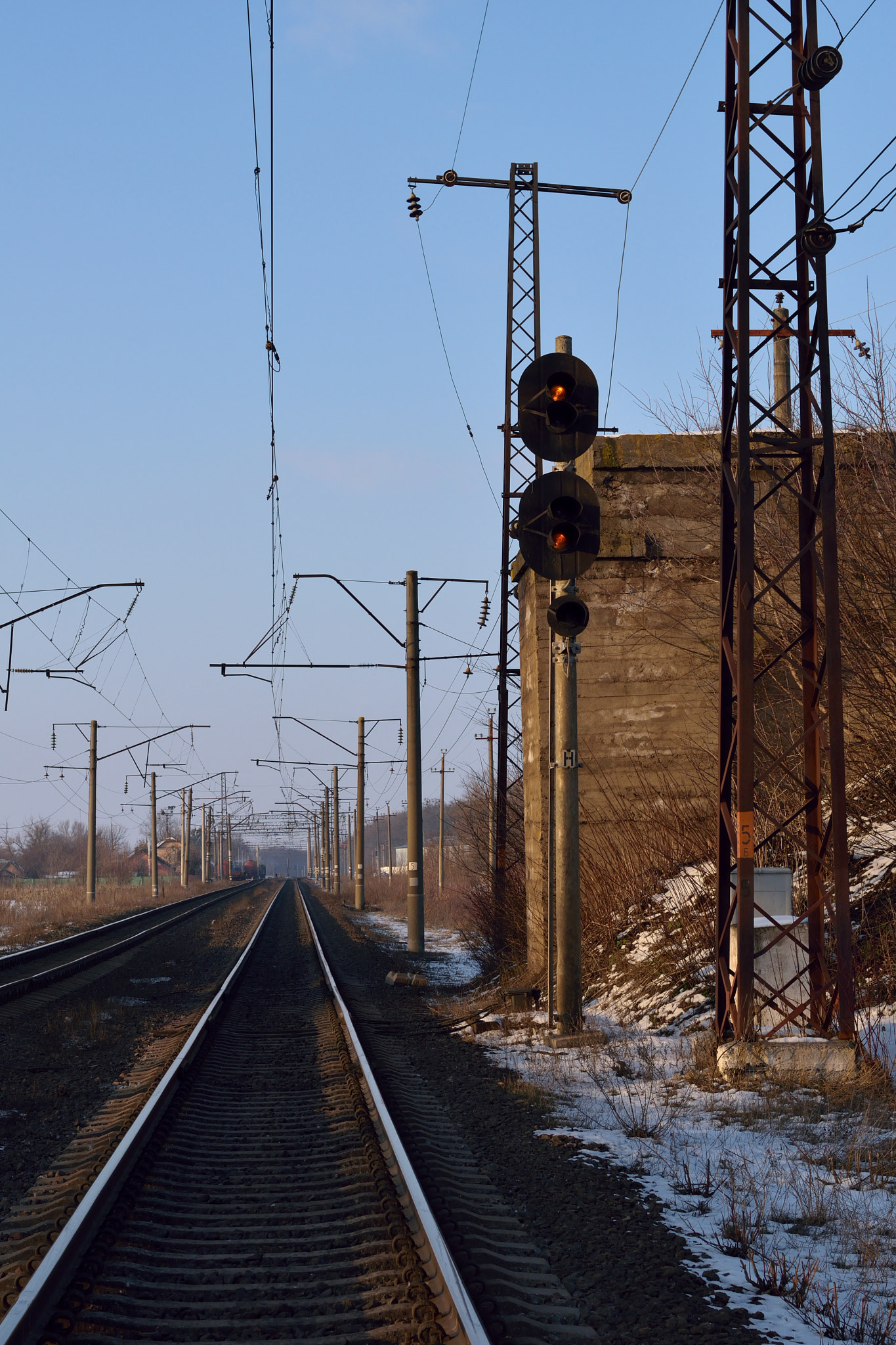 Nikon AF-S Nikkor 50mm F1.8G sample photo. Railway photography