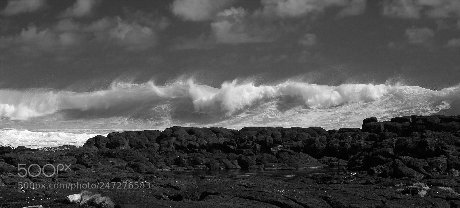 Pentax K20D sample photo. The wave photography