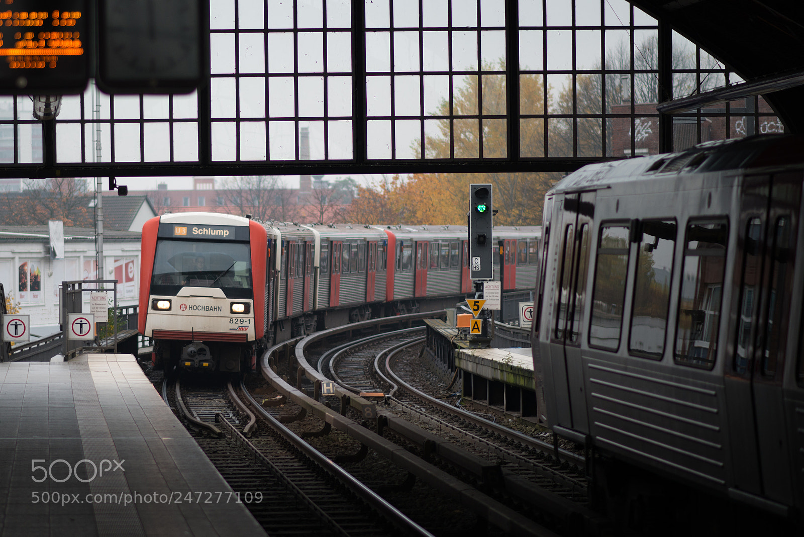 Nikon D800 sample photo. Hamburger u-bahn photography