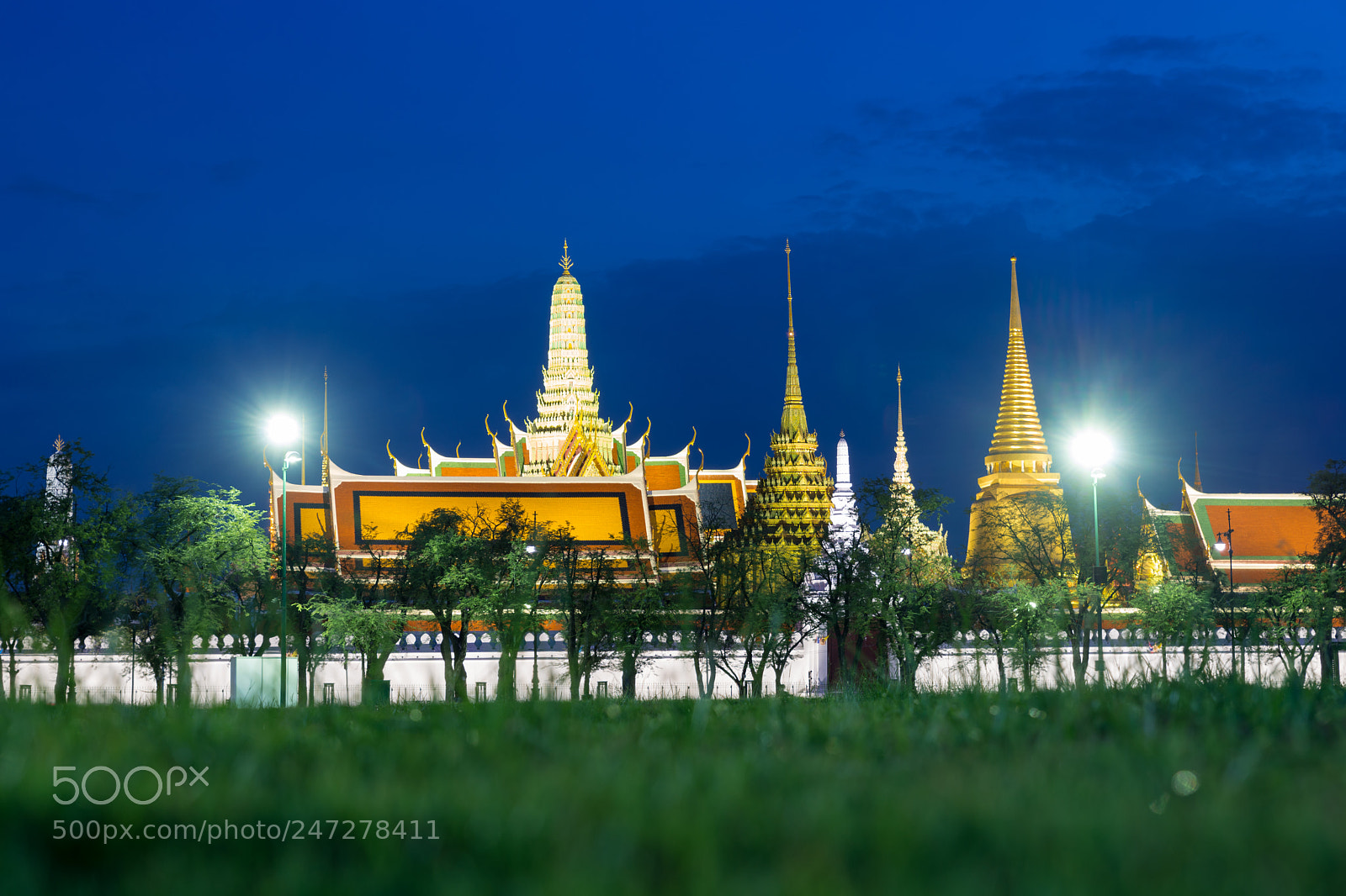 Nikon D800 sample photo. Wat phra keaw at photography