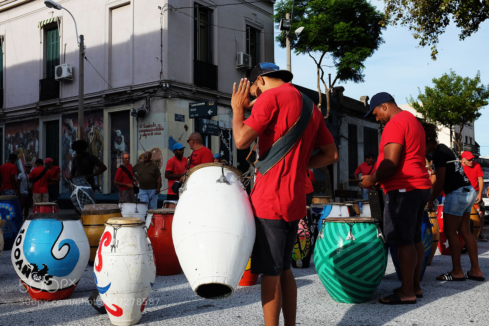 Fujifilm X100S sample photo. Calentando las manos... photography