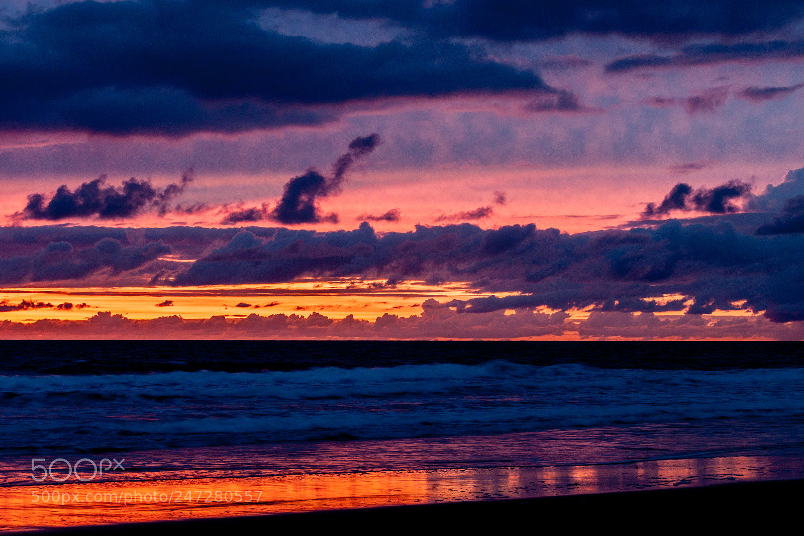 Canon EOS 500D (EOS Rebel T1i / EOS Kiss X3) sample photo. Sea sunset photography
