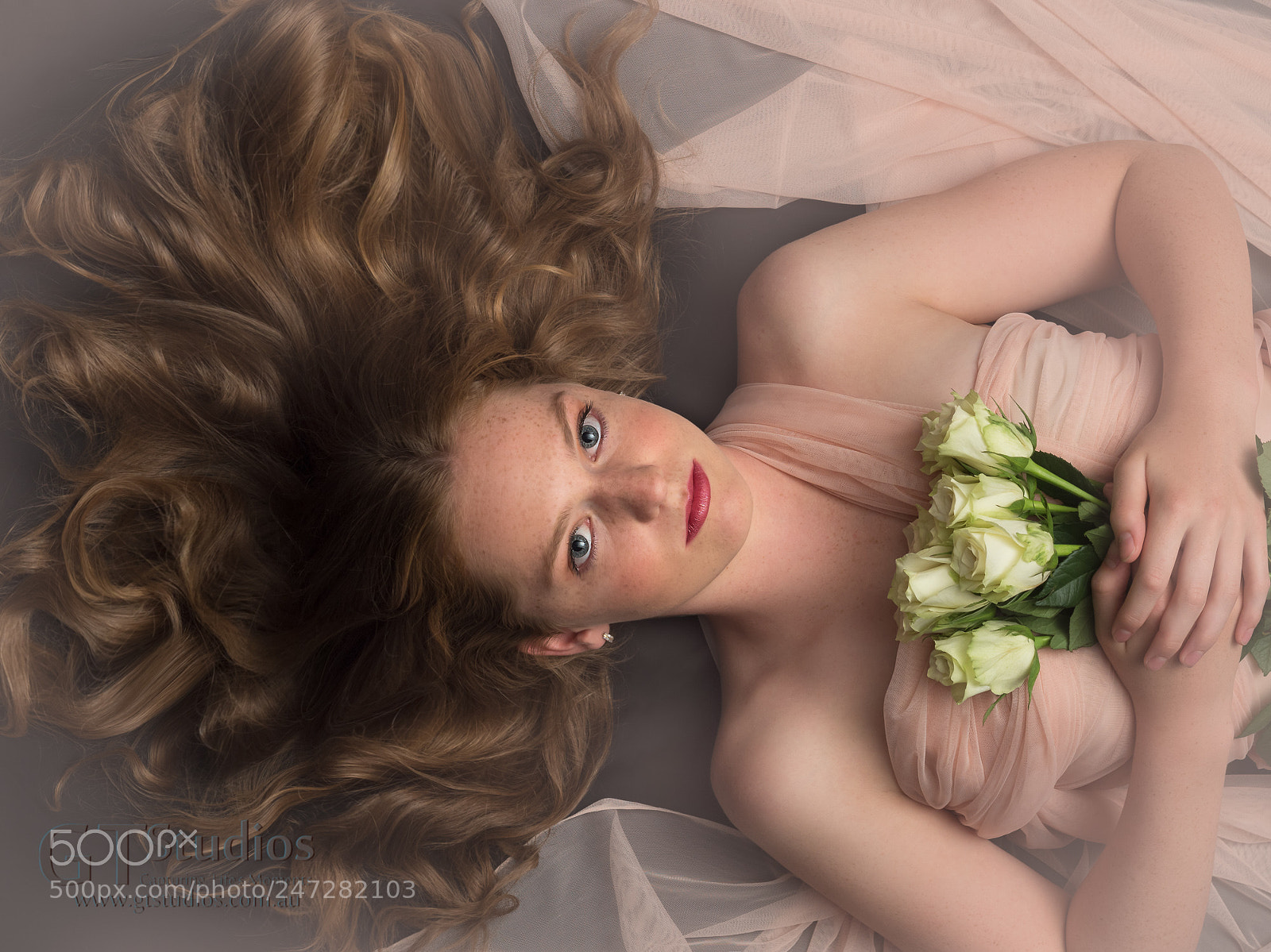 Olympus OM-D E-M5 II sample photo. Goddess photography