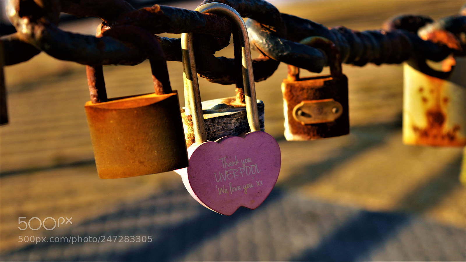 Nikon D3200 sample photo. Liverpool locks photography