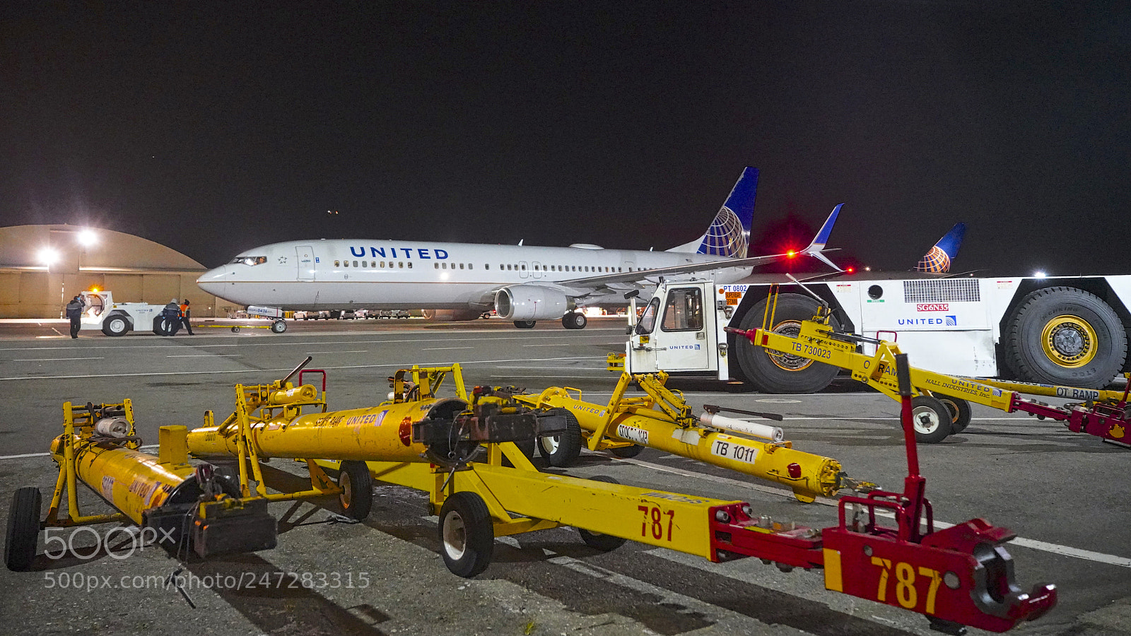 Sony a7R III sample photo. United airlines 2008 boeing photography