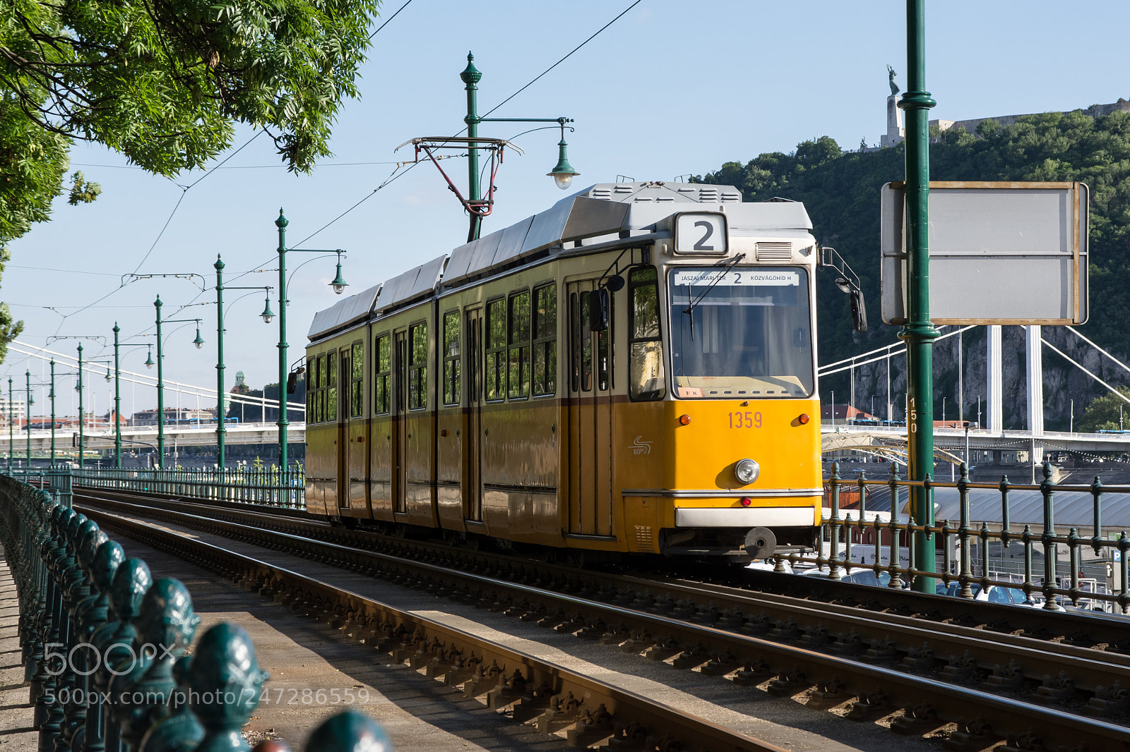 Nikon D7200 sample photo. Embarkment tram photography