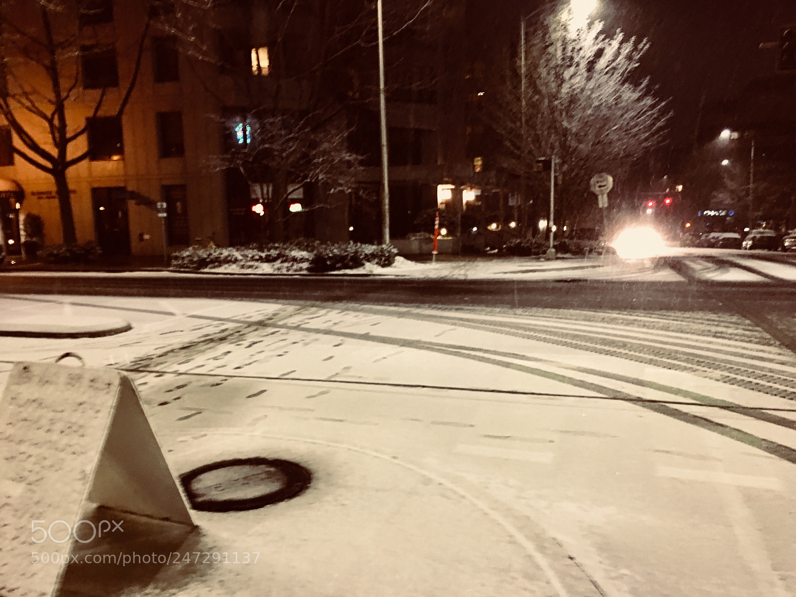 Apple iPhone 6s Plus sample photo. Snowy night photography