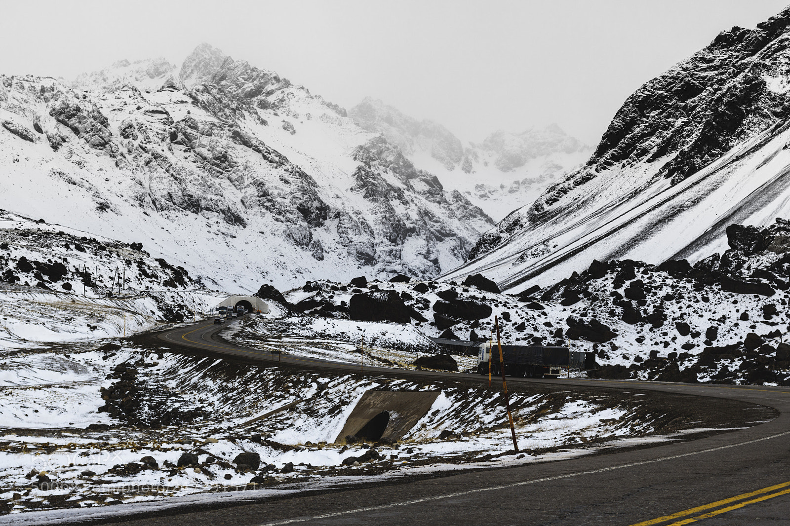 Canon EOS 750D (EOS Rebel T6i / EOS Kiss X8i) sample photo. Rocky mountains photography