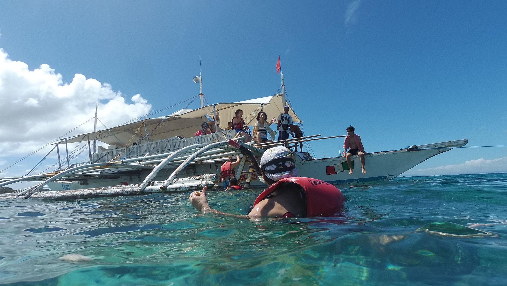 HTC RE sample photo. Snorkeling in cebu photography