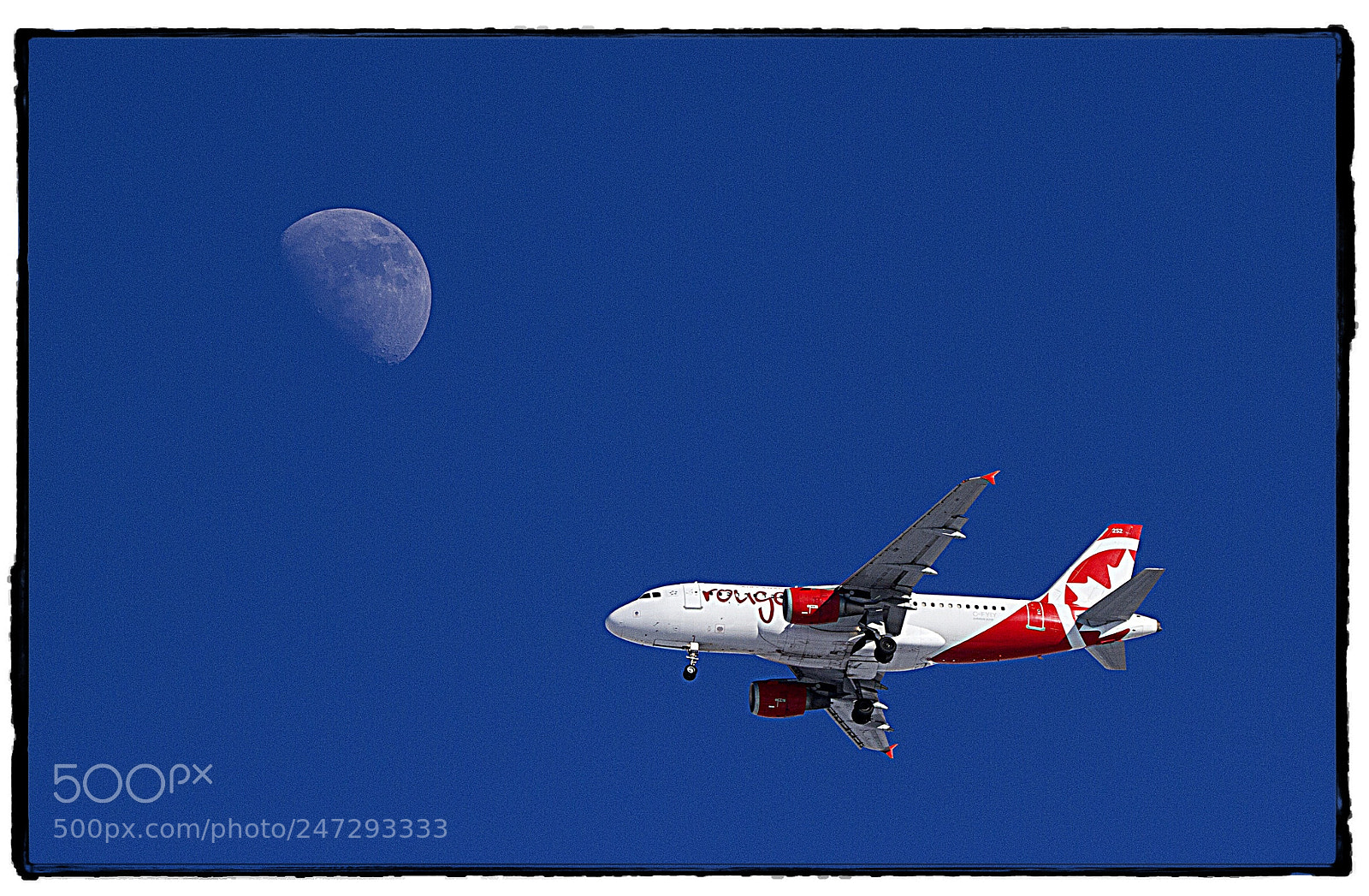 Canon EOS 7D sample photo. Rouge and moon. photography