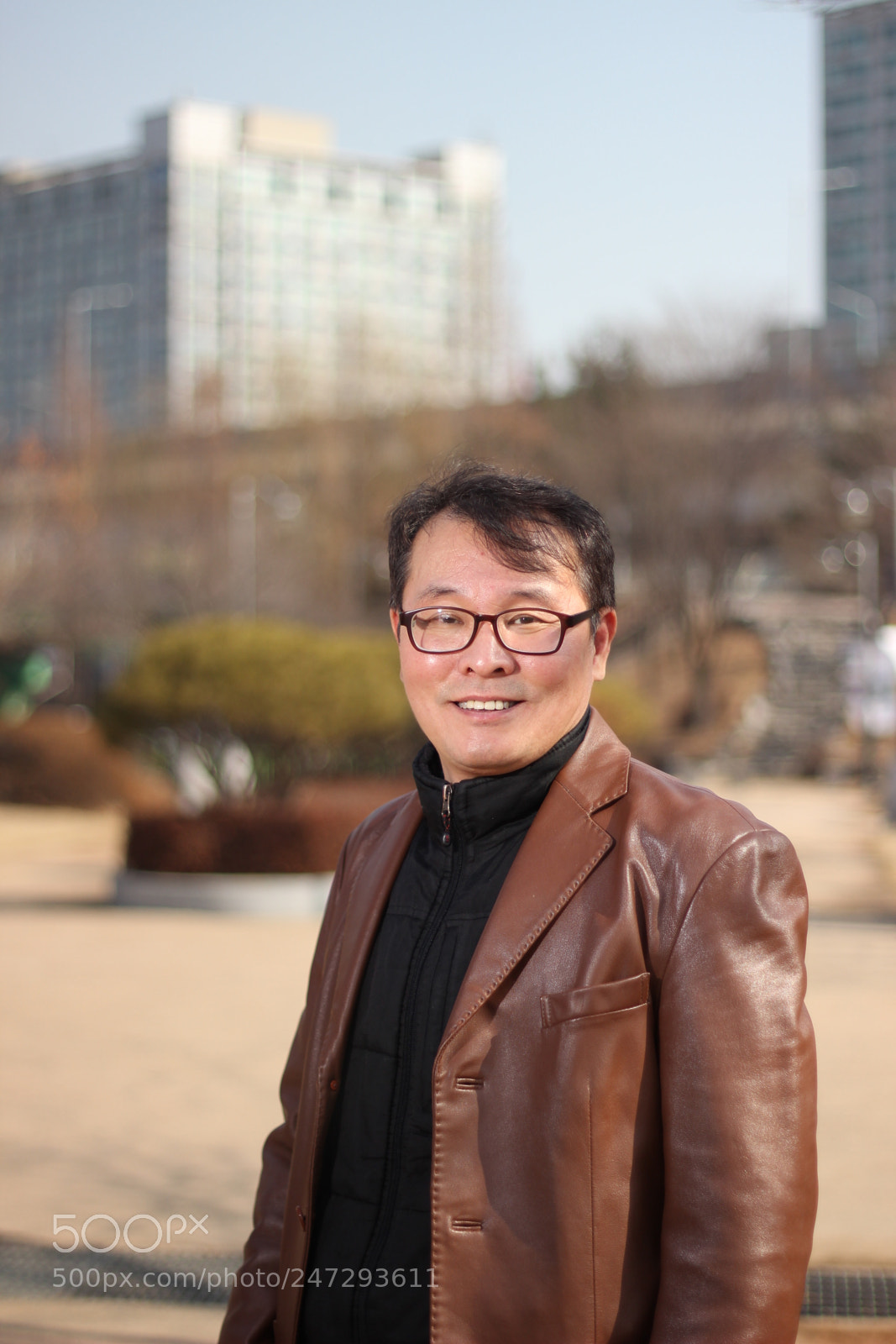 Canon EOS 600D (Rebel EOS T3i / EOS Kiss X5) + Canon EF 50mm F1.8 II sample photo. Selfie photography