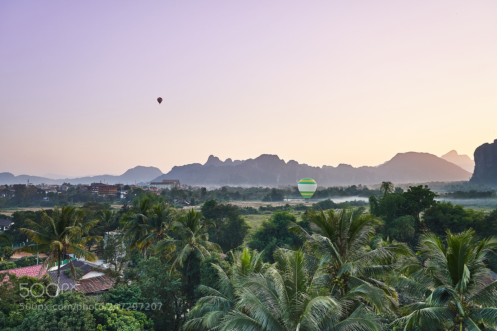 Sony a7R III sample photo. Balloons over vang vieng photography