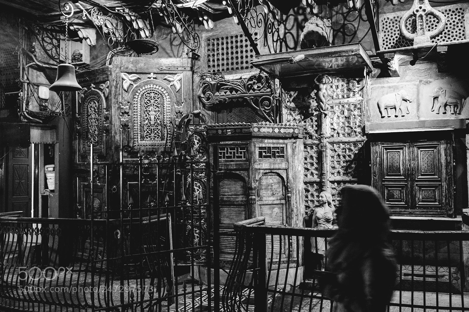 Fujifilm X100T sample photo. Cuckoos den restaurant in photography