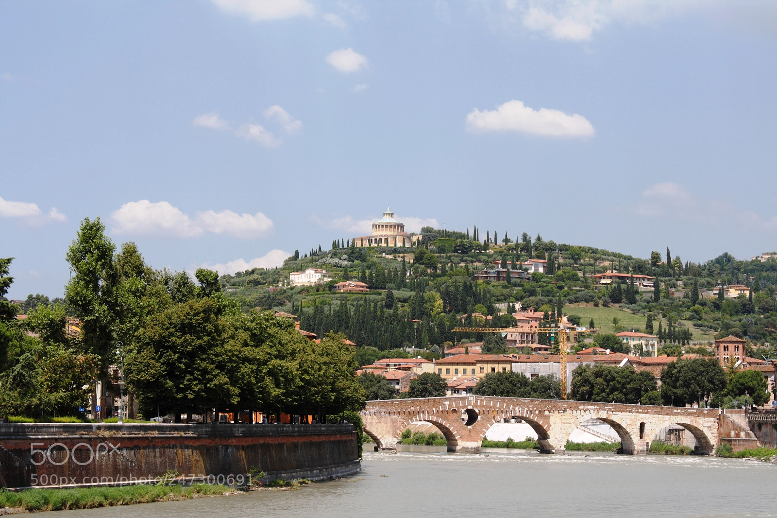 Canon EOS 1000D (EOS Digital Rebel XS / EOS Kiss F) sample photo. Verona photography
