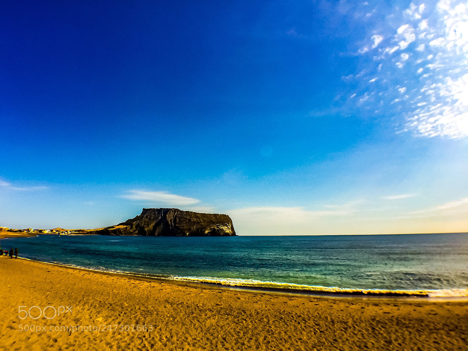 Apple iPhone 6 Plus sample photo. Blue sky & blue sea photography
