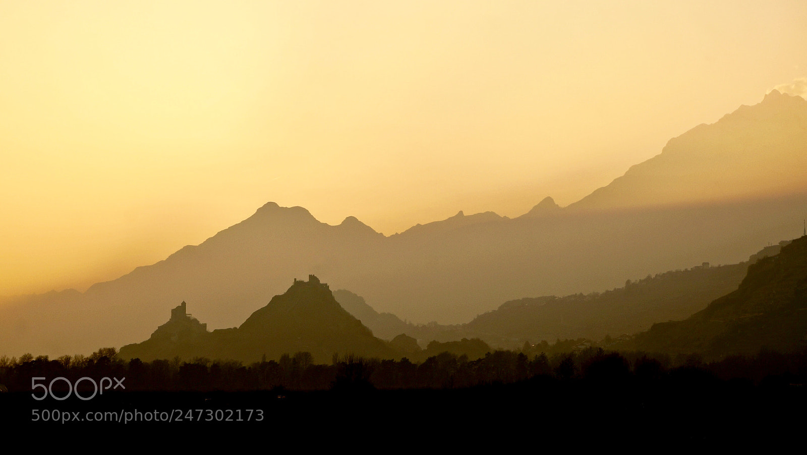 Sony Alpha NEX-5R sample photo. Castels of sion in photography