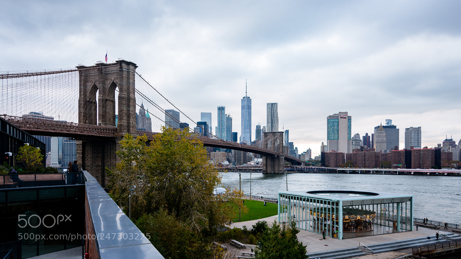 Nikon D3400 sample photo. Brooklyn bridge carousel photography