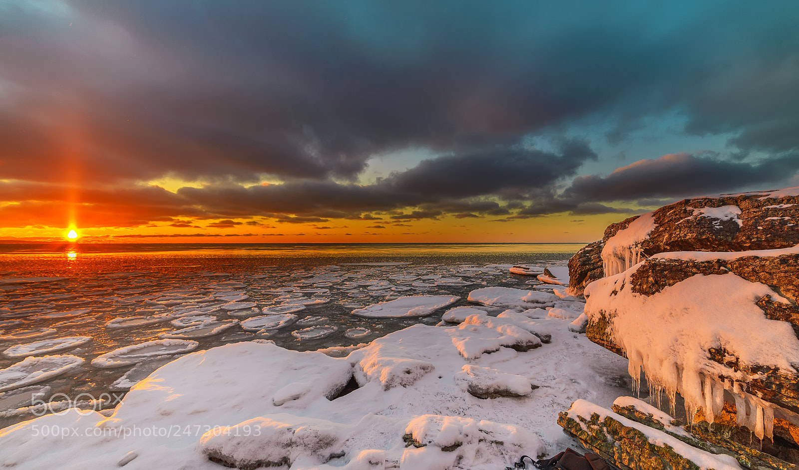 Nikon D610 sample photo. Sunset and cold photography