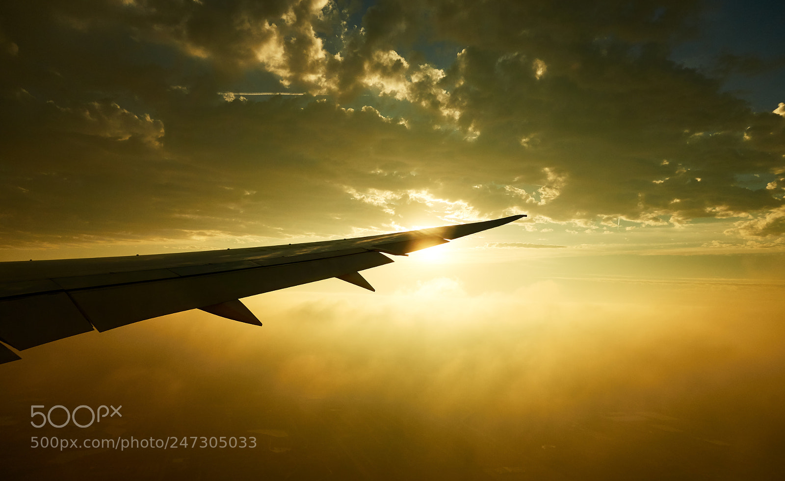 Sony Cyber-shot DSC-RX100 II sample photo. Airplane wing at sunrise photography