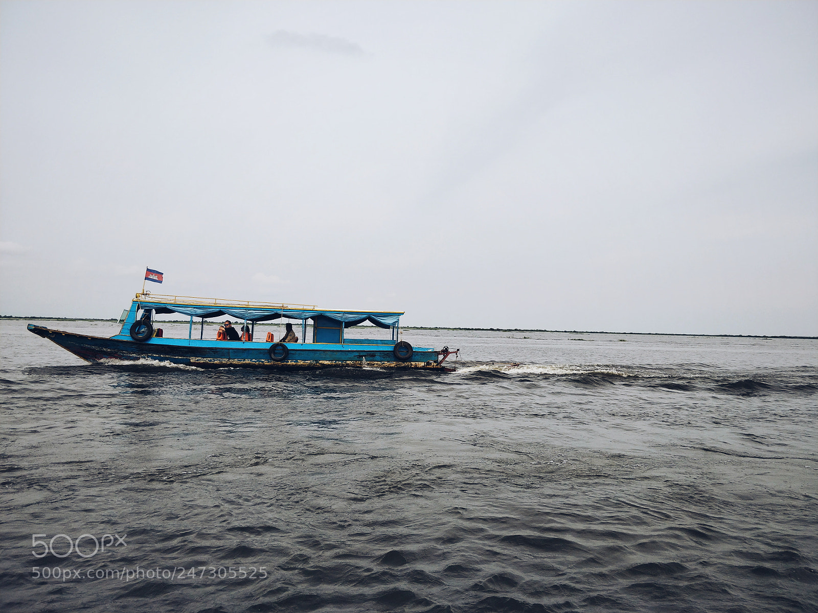 OnePlus 5 sample photo. Tonle sap photography