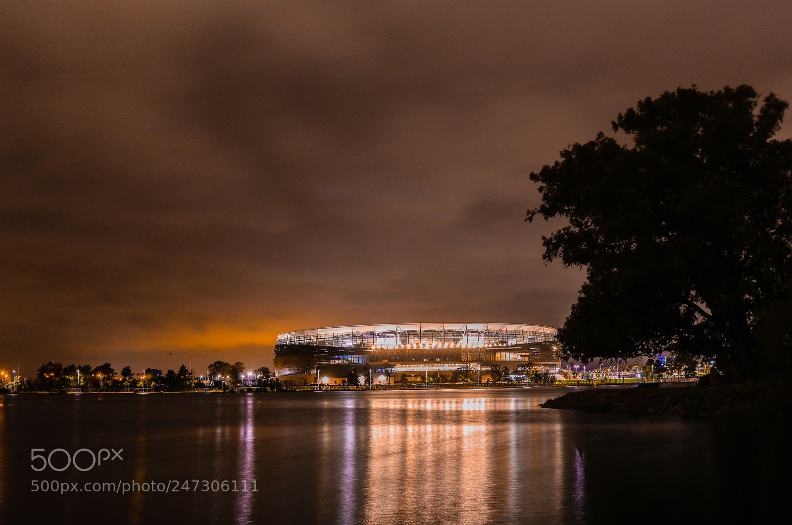 Canon EOS 750D (EOS Rebel T6i / EOS Kiss X8i) sample photo. Perth optus stadium photography