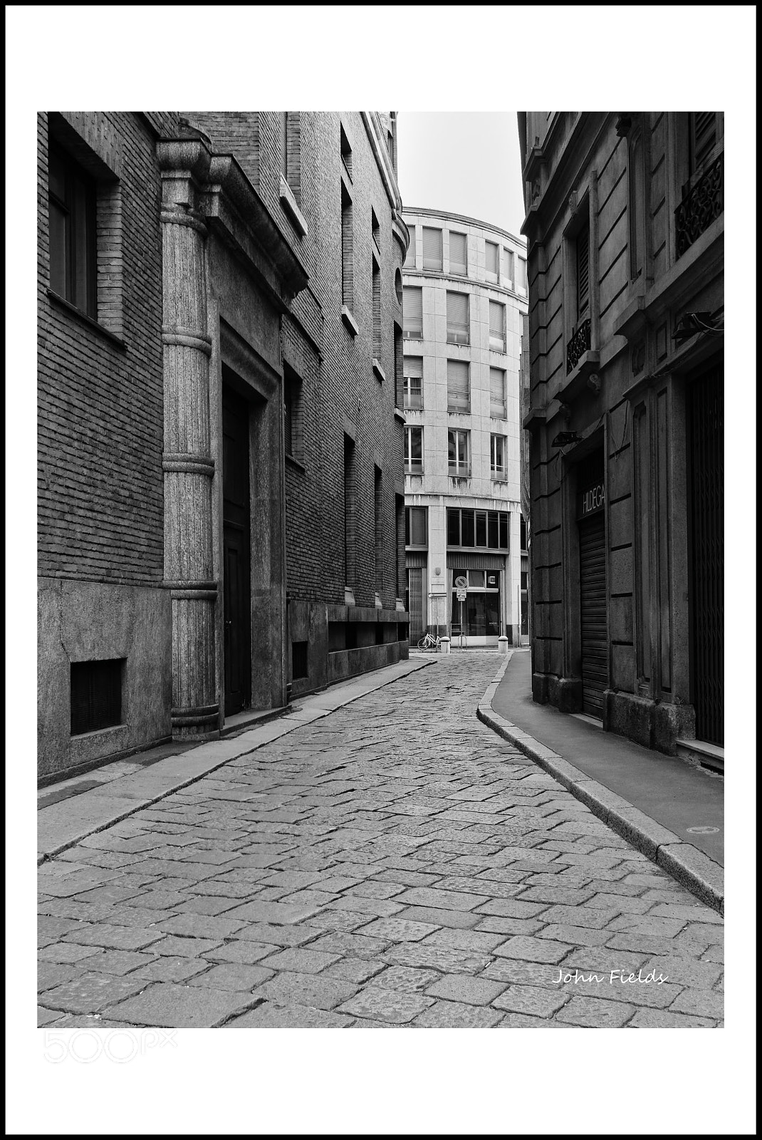 Panasonic Lumix DMC-GX8 sample photo. Milano (66) photography