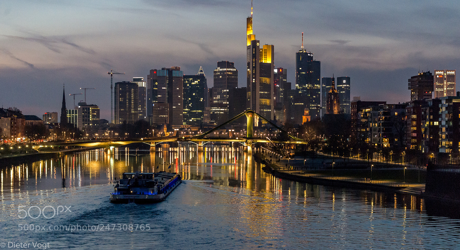 Nikon D600 sample photo. Towards the skyline photography