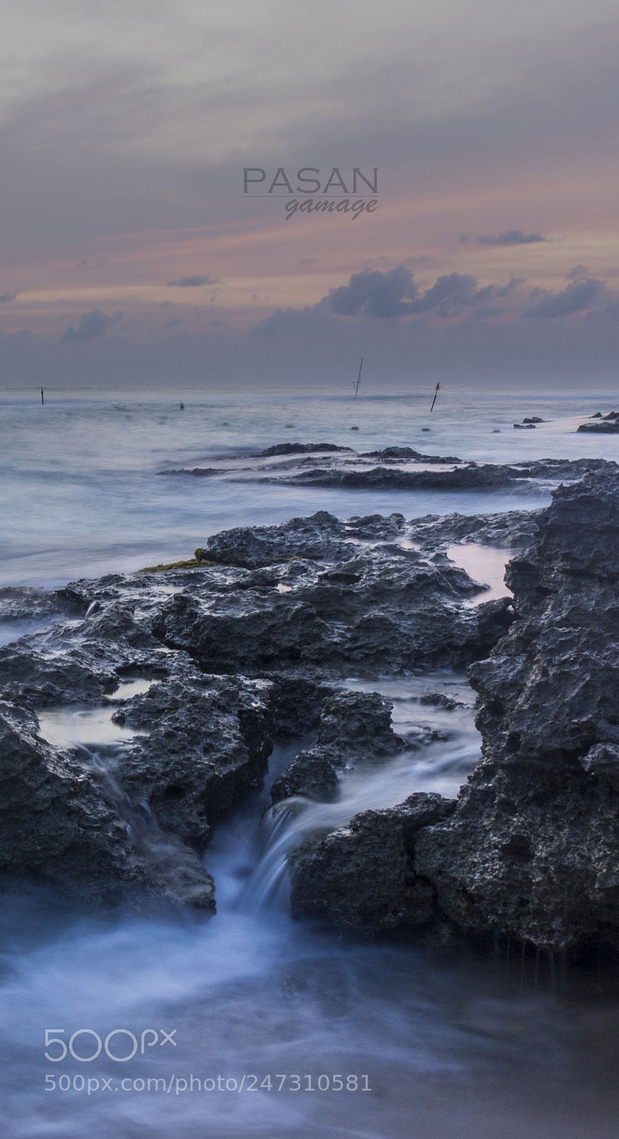 Canon EOS 700D (EOS Rebel T5i / EOS Kiss X7i) sample photo. Sea waterfall in koggala photography