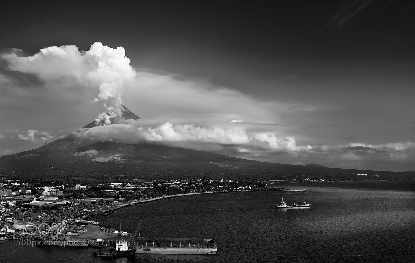 Sony a7R II sample photo. Mayon dawn photography