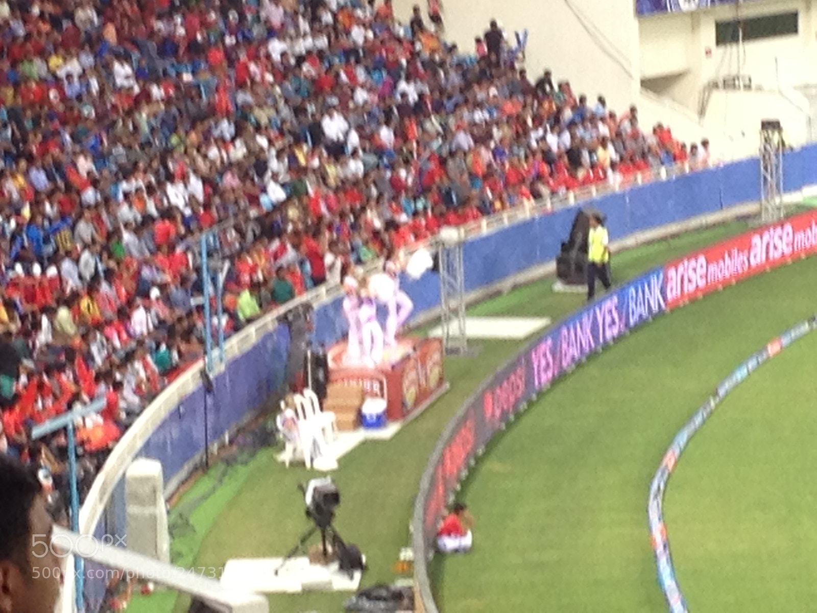 Apple iPhone 4S sample photo. Cricket photography