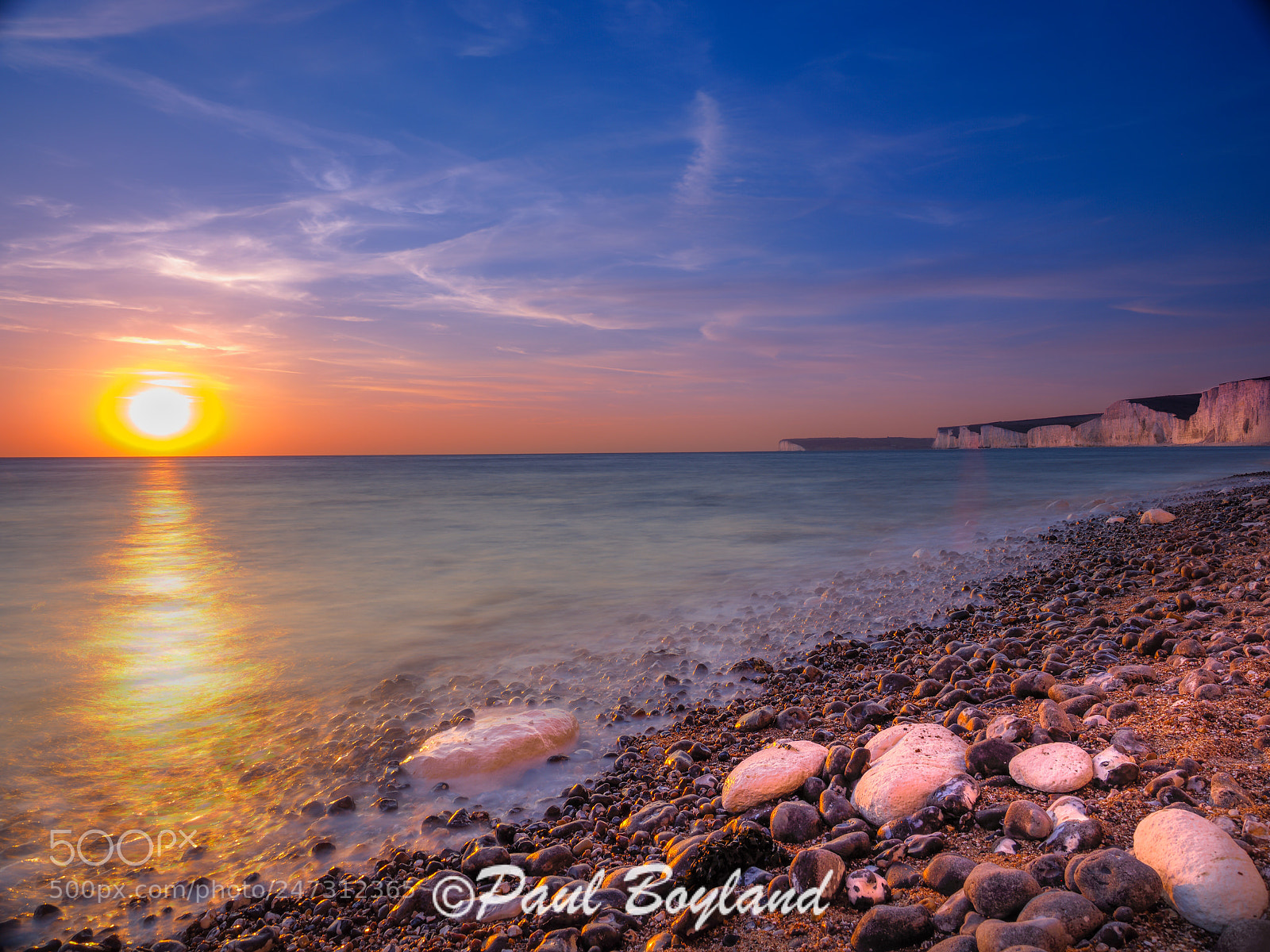 Olympus OM-D E-M1 Mark II sample photo. Sunset at birling gap photography