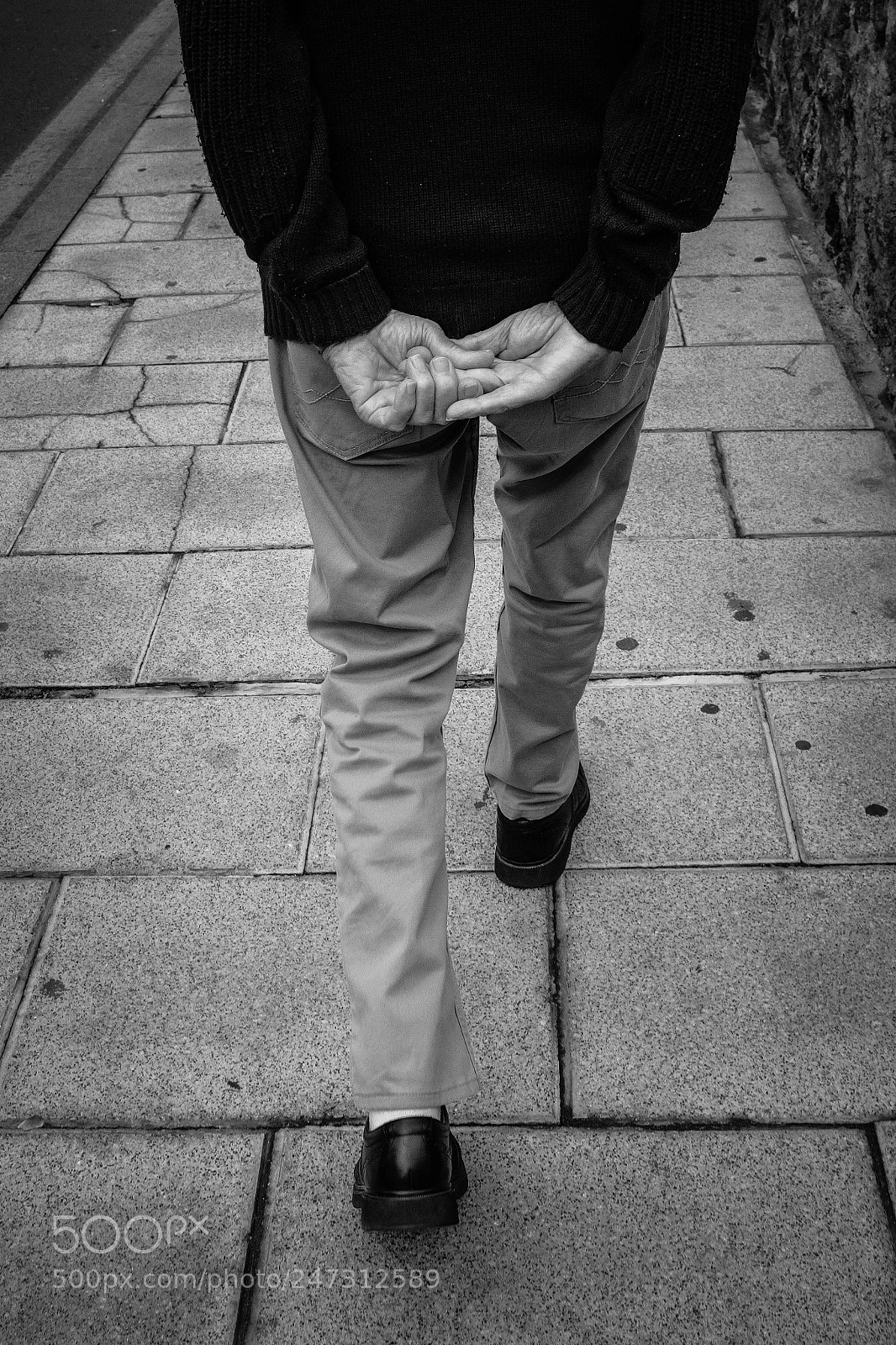 Fujifilm X100F sample photo. Walk photography