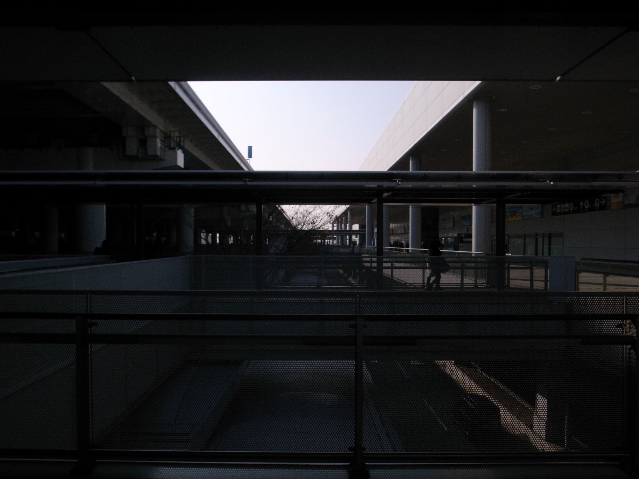 Ricoh GR DIGITAL 2 sample photo. 関空 photography