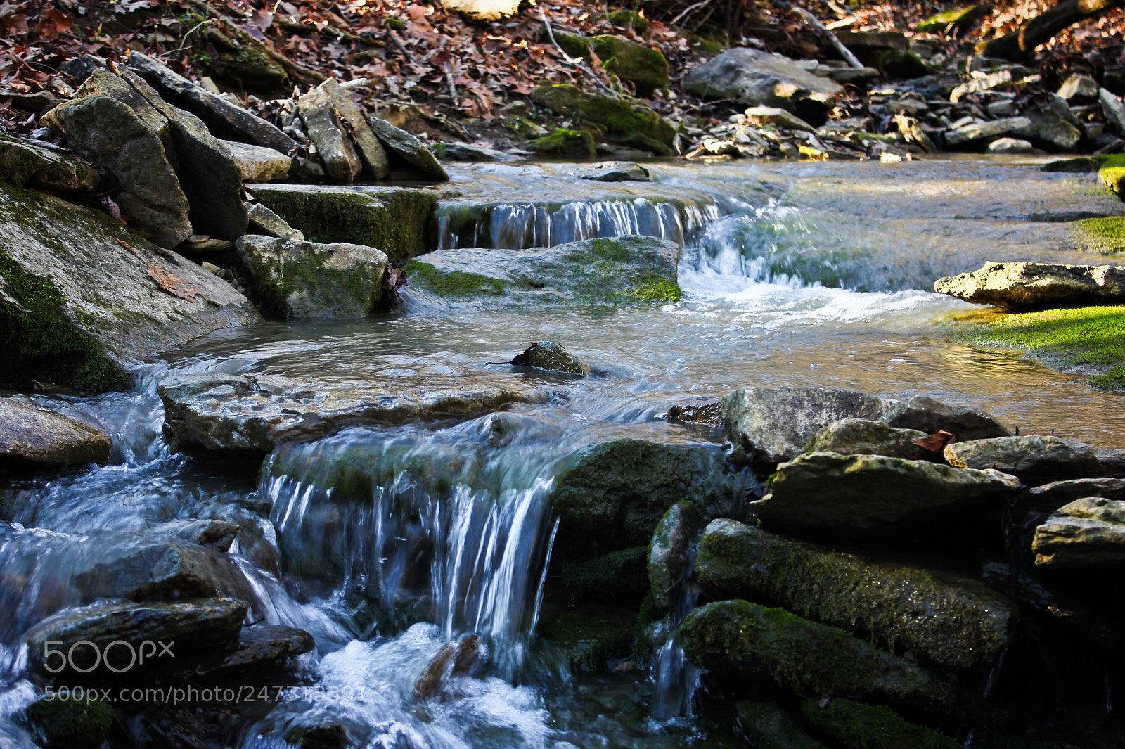 Canon EOS 550D (EOS Rebel T2i / EOS Kiss X4) sample photo. Small waterfall photography