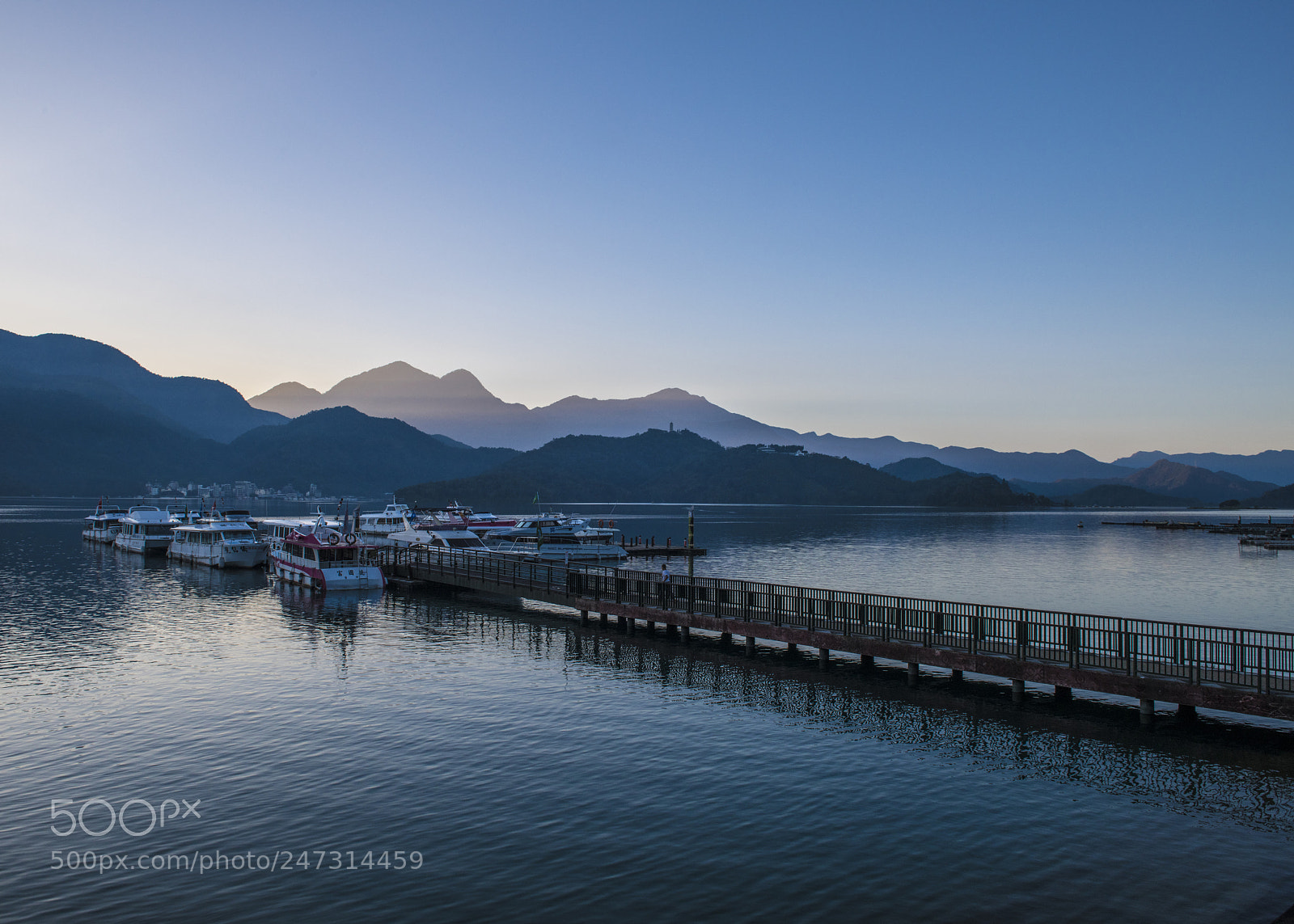 Nikon D850 sample photo. Dawn lake view so photography