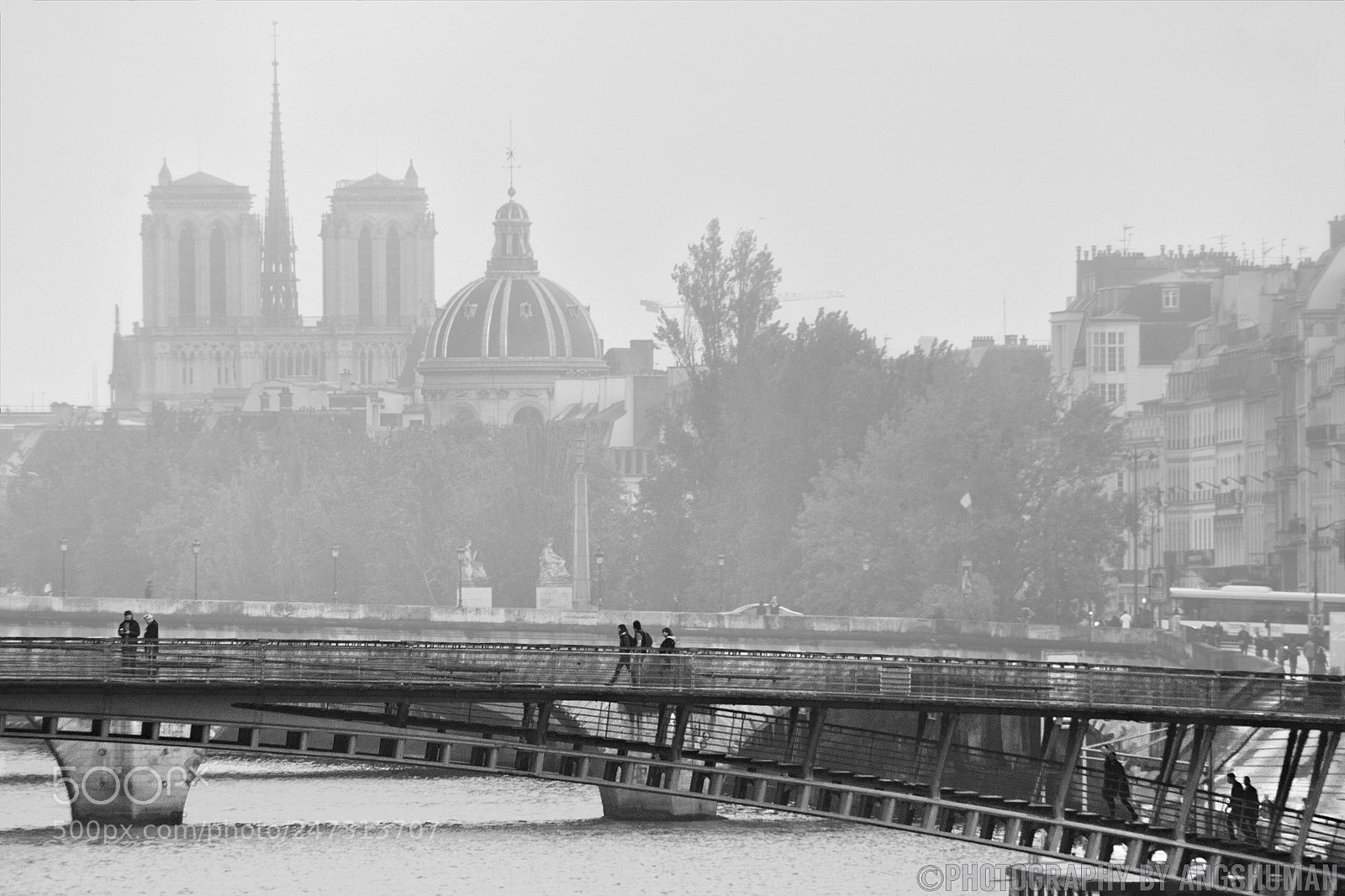 Canon EOS 60D sample photo. Passerelle léopold-sédar-senghor photography