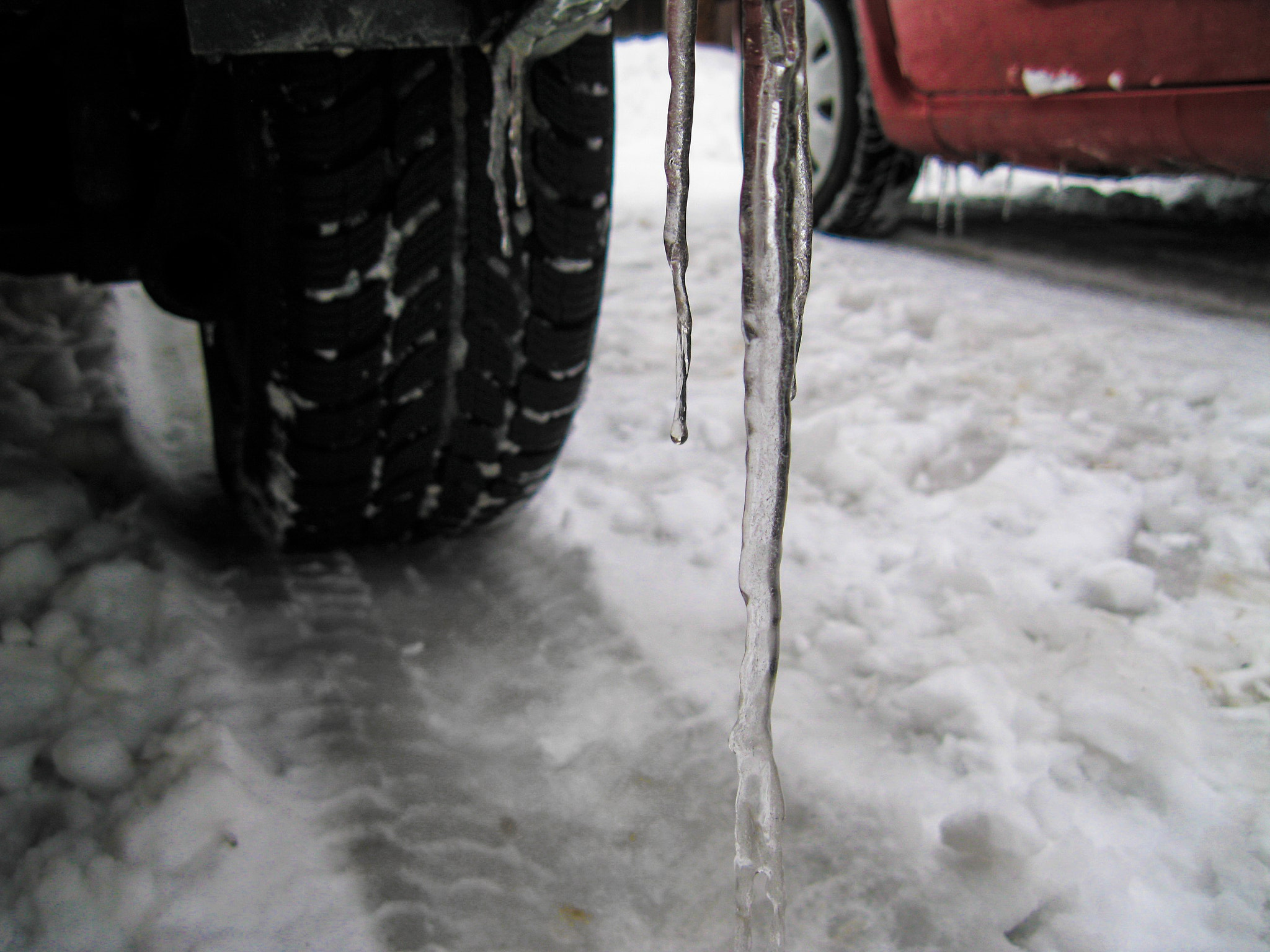 Canon PowerShot A3100 IS sample photo. Ice on cars photography