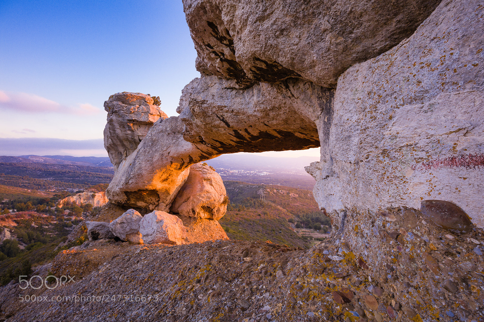 Canon EOS 5DS R sample photo. Arche du baou trouca photography