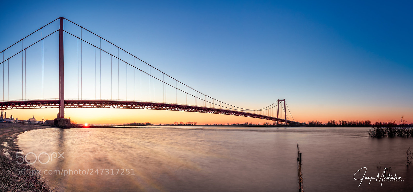 Canon EOS 7D Mark II sample photo. Sunrise emmerich rhine bridge photography