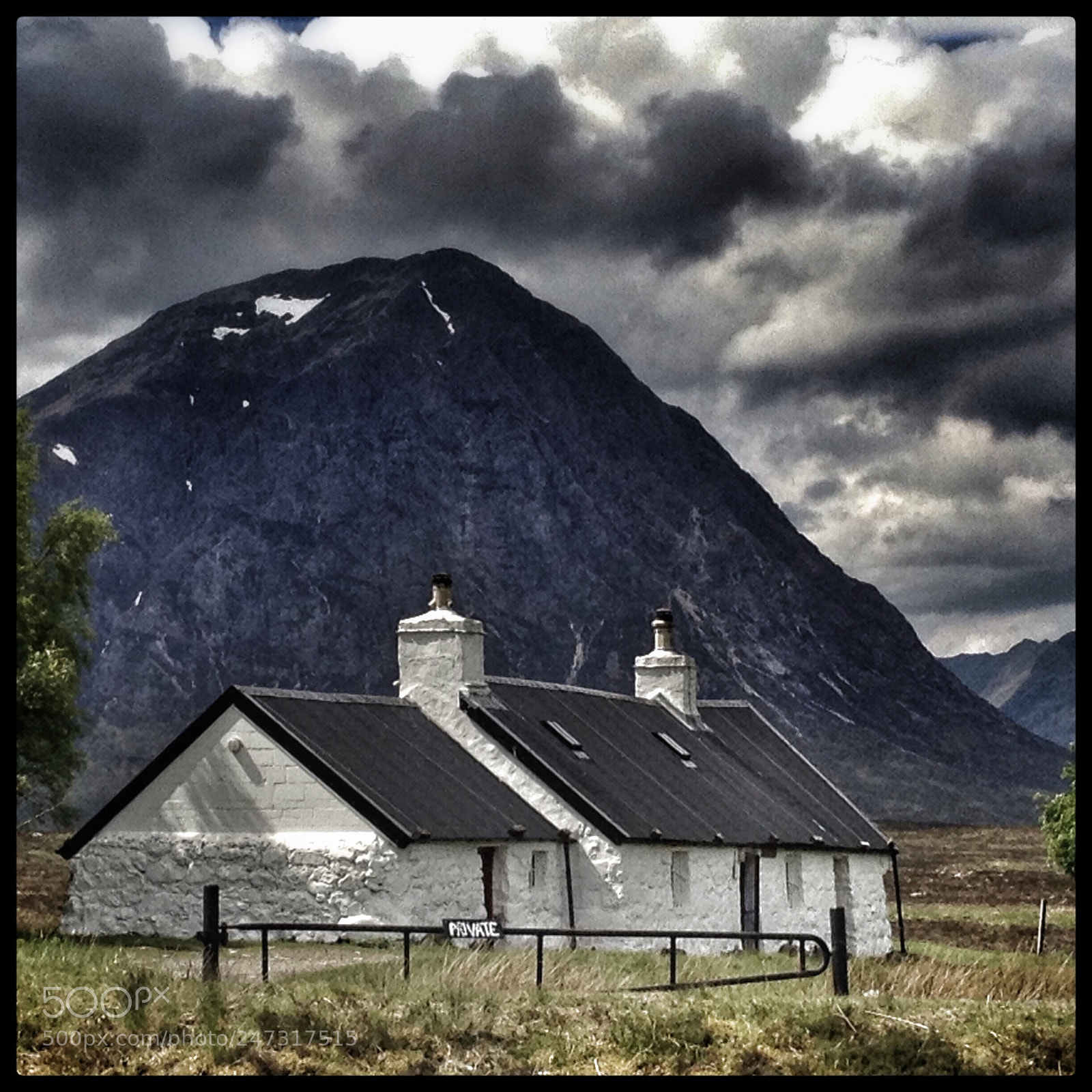 Apple iPhone 4S sample photo. Buchaille etive mor photography
