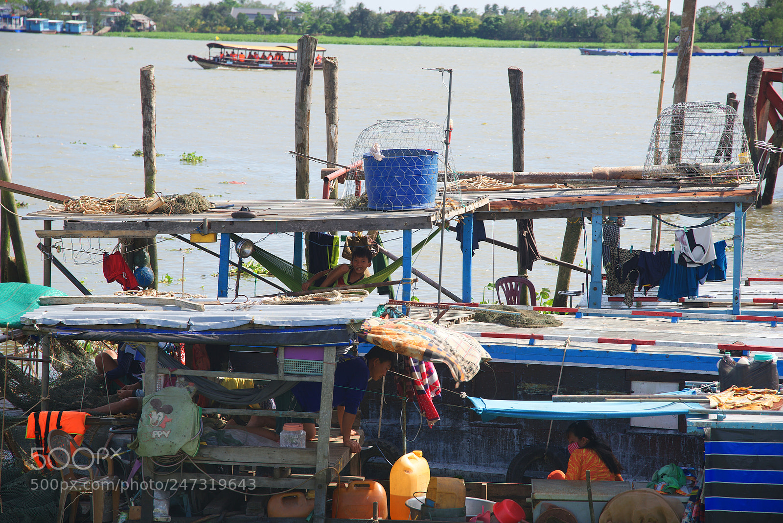 Nikon D810 sample photo. Mekong boot people photography
