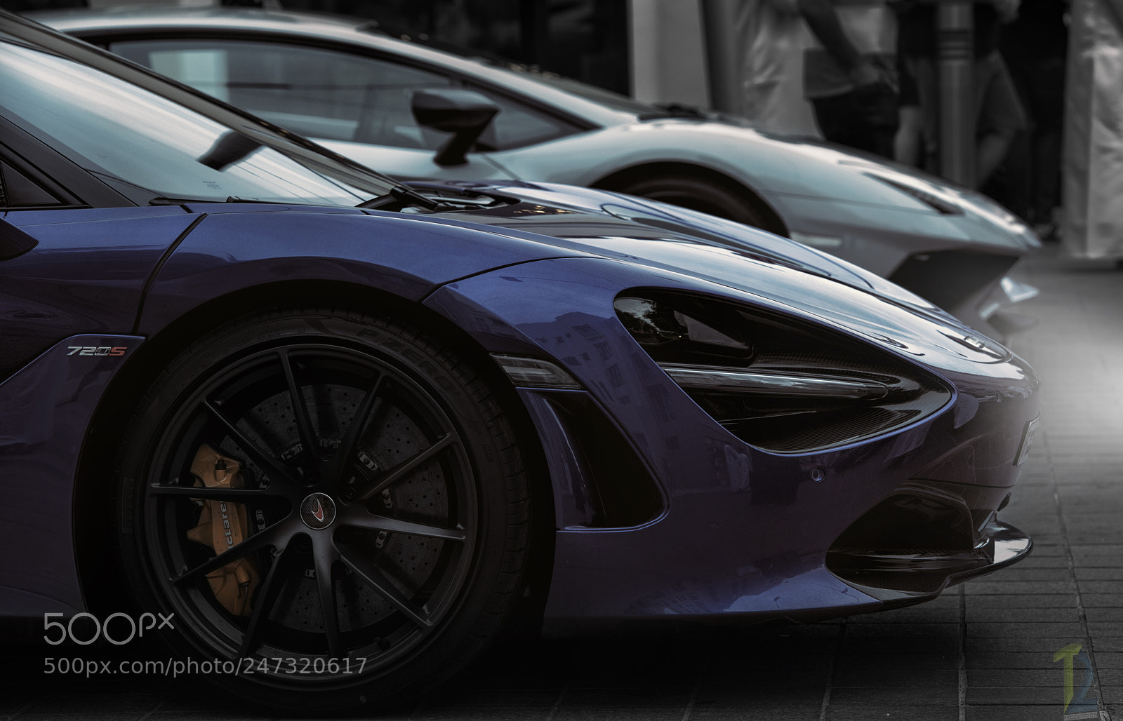 Nikon D810 sample photo. Mclaren vs lambo photography