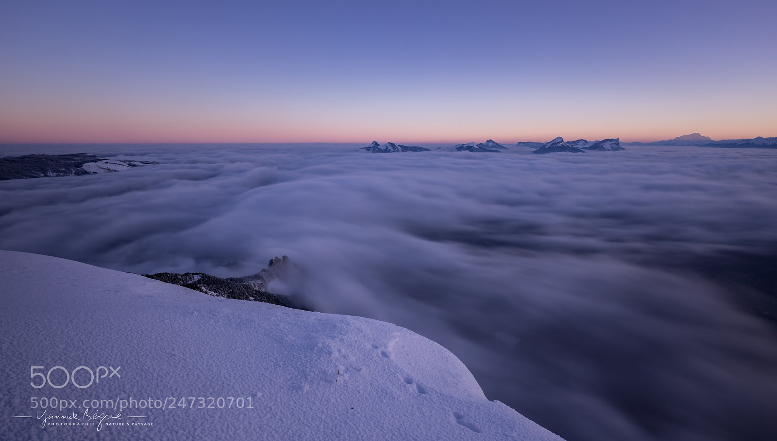 Canon EOS 6D Mark II sample photo. Between sea and clouds photography