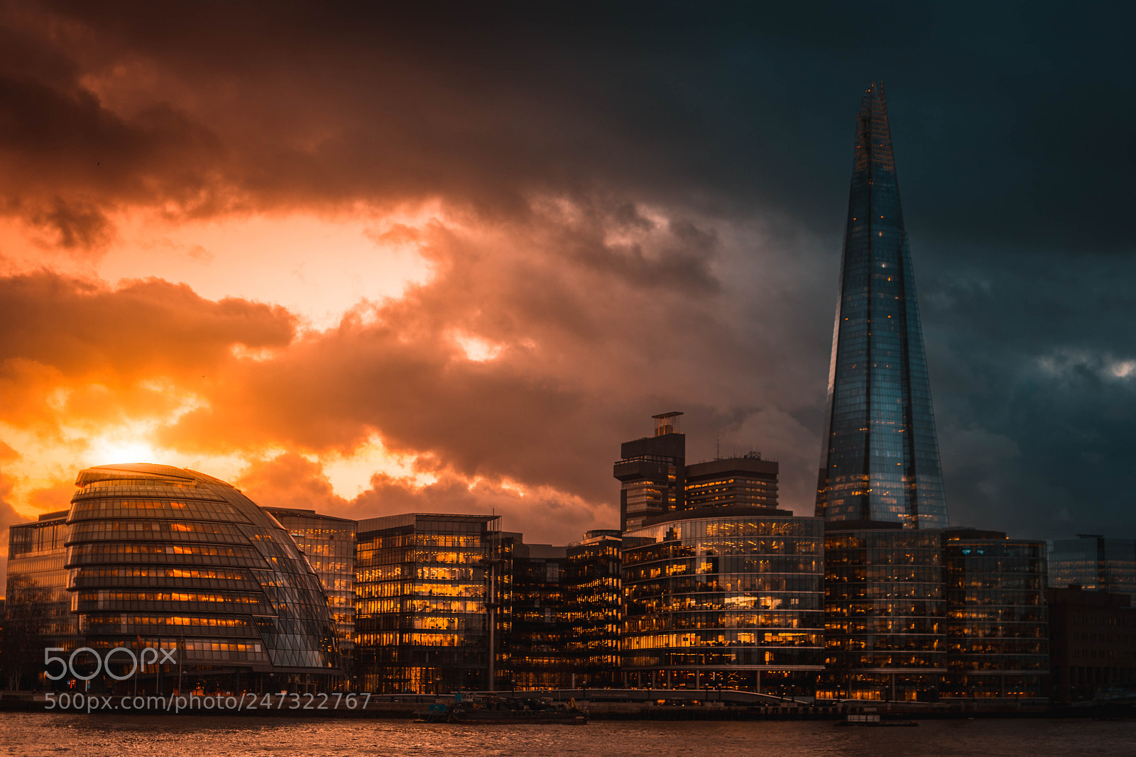 Nikon D7100 sample photo. Shard in gold photography