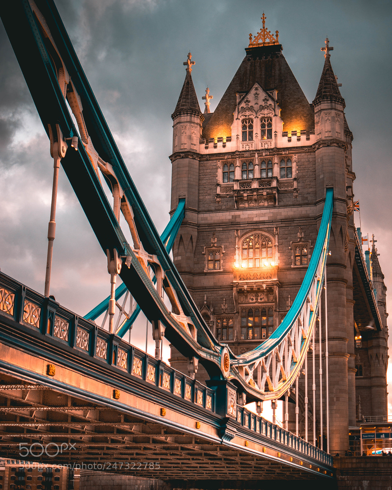 Nikon D7100 sample photo. The arch of tower photography
